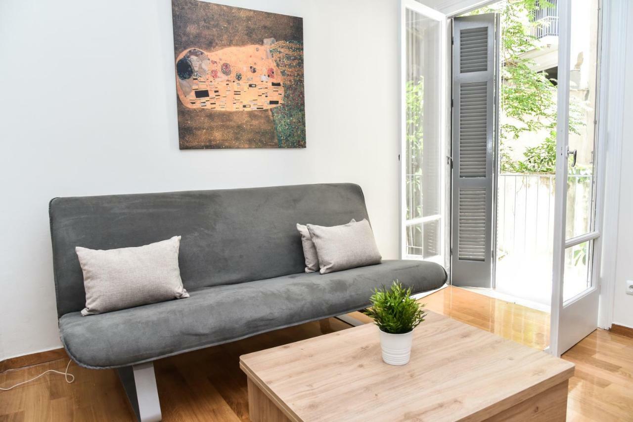 Warm Apartment At Exarchia 1 Bed 2 Pers Atenas Exterior foto